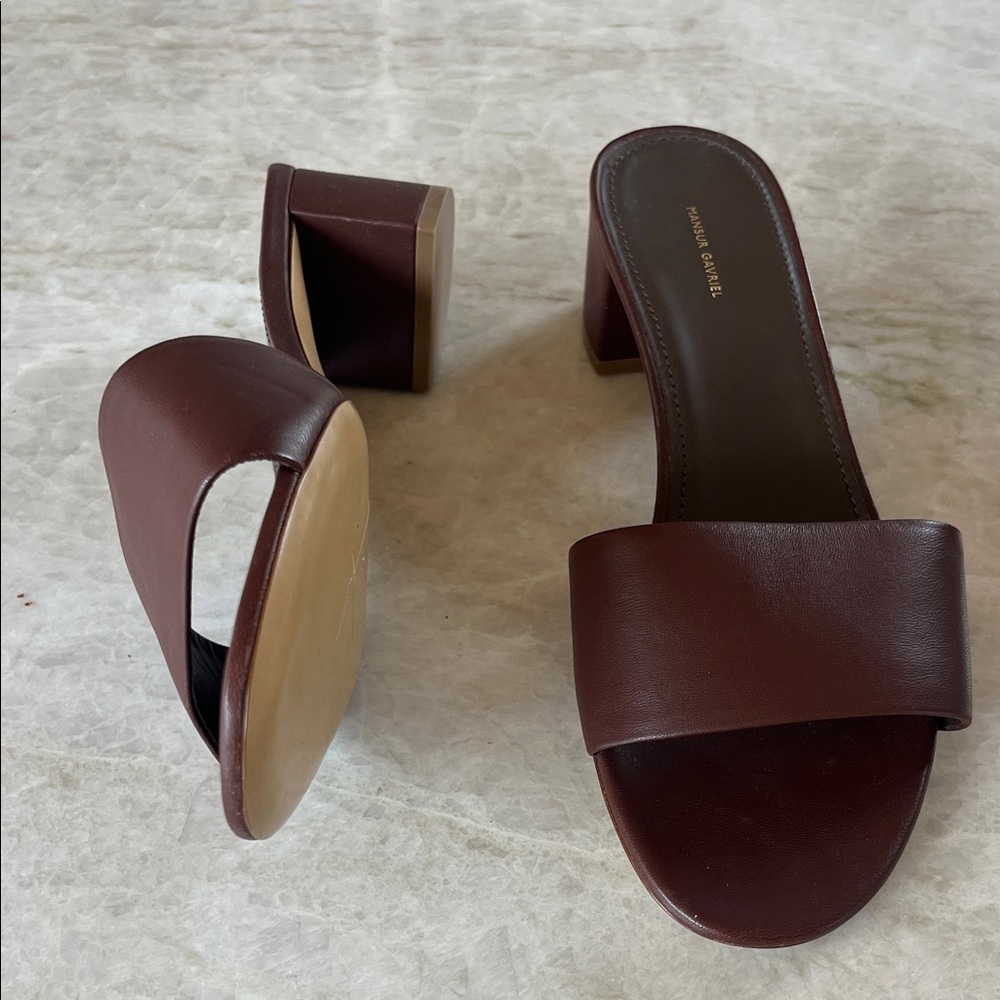 NWOT Mansur Gavriel burgundy leather mule size 39. - Picture 2 of 5